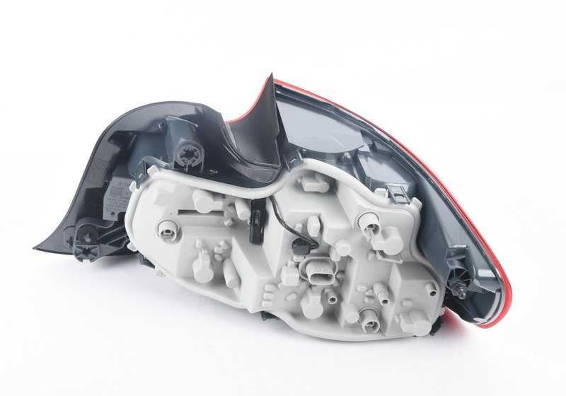 Piloto trasero izquierdo OEM 63217295427 para BMW F22, F23, F87. Original BMW.