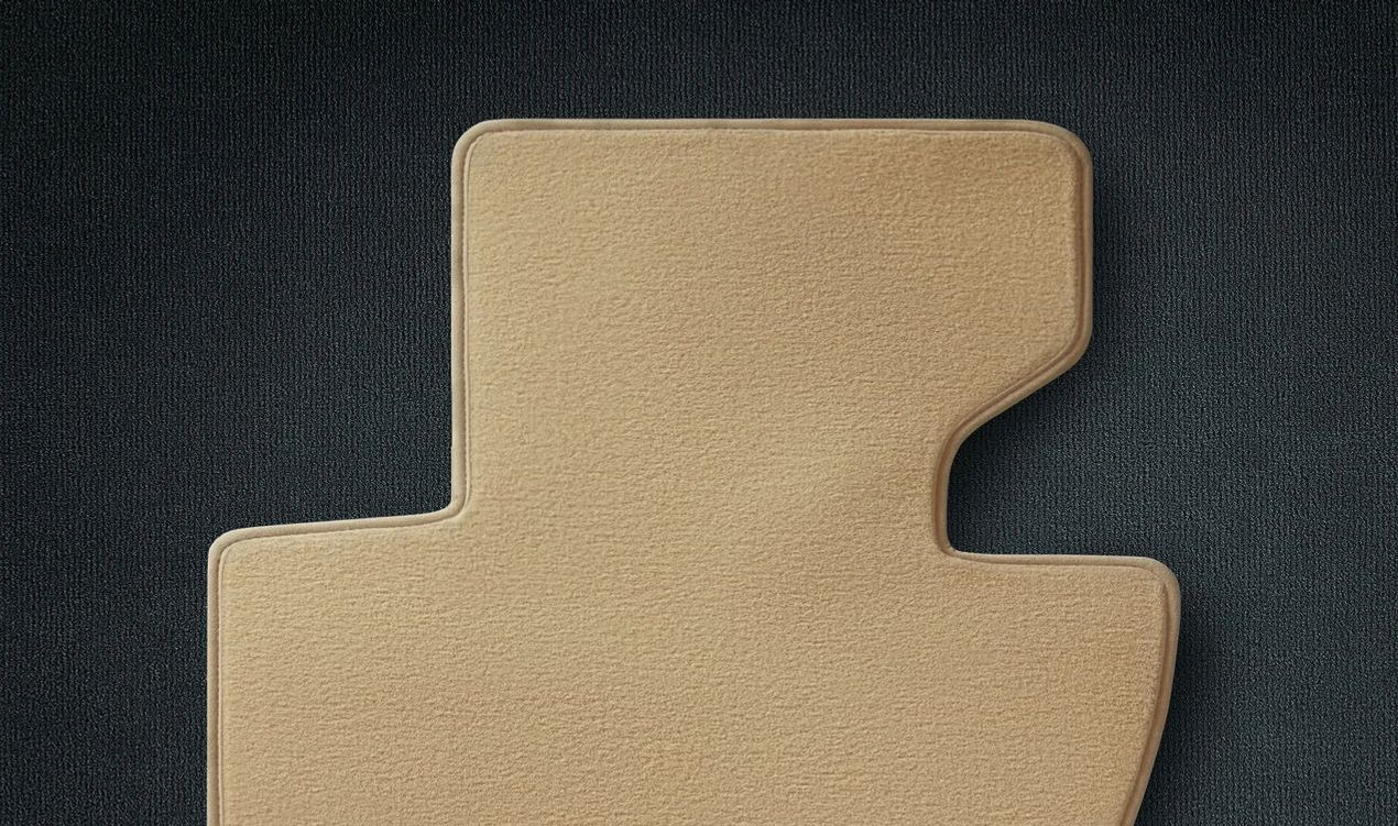 Alfombrillas delanteras y traseras beige arena OEM 51478204022 para BMW Serie 5 E39 (Berlina y Touring). Original BMW.