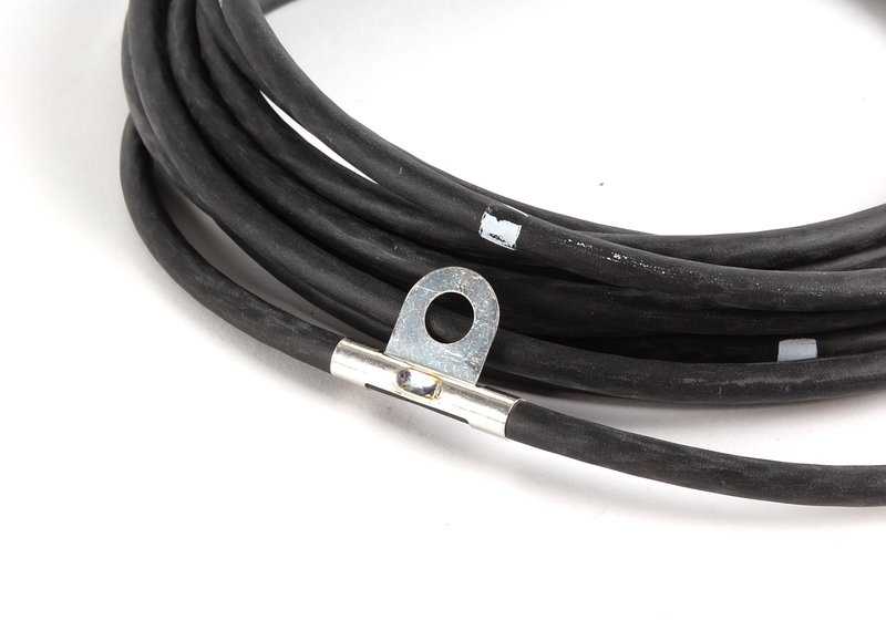 Cable de antena OEM 65218362366 para BMW E36. Longitud 4620 mm. Original BMW.