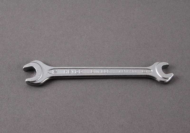Llave fija doble 8x10 OEM 71111112893 para BMW E21, E30, E36, E46, E90, E12, E28, E34, E39, E60, E63, E64, E23, E32, E65, E83, E53, Z1, Z3. Herramienta original BMW.