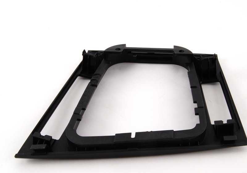 Compartimento de armazenamento inferior para BMW E46 (OEM 51168234722). BMW original