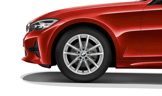 Juego de ruedas de invierno completas con llantas V-Spoke 778 OEM 10026556B para BMW Serie 2 G42 (218i, 220d, 220i, 230i) y Serie 3 G20 (316d). Original BMW.