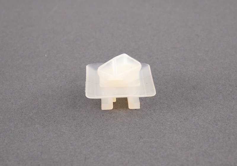 Supporto di connessione Blanite OEM 61131378997 per BMW E82, E87, E88, F20, F21, F52, F70, F22, F23, F45, F46, G42, U06, E30, E36, E46, E90, E91, E92, E93, F30, F31, F31, G20 G28, F32, F33, F36, G22, G23, G26, E34, E39, E60, E61, F07, F10, F11, F1