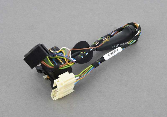 SWITCH LIGHTS AND INTERMITTES OEM 61311377987 FOR BMW E28 524 TD, 528E, 535I. Controls intermittent, short and long lights from the steering wheel. Original BMW.