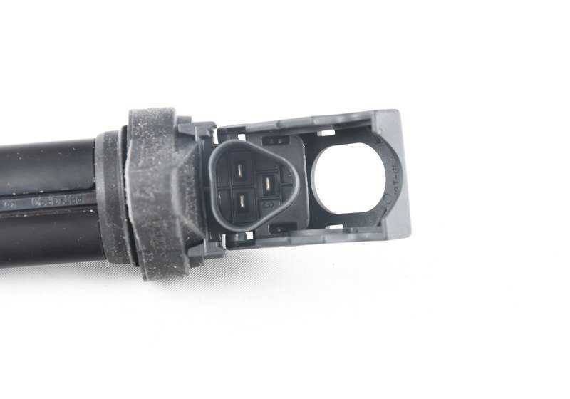 Bobina de encendido OEM 12138616153 para BMW {E36, E39, E46, E60, E61, E63, E64, E65, E66, E70, E71, E81, E82, E83, E84, E85, E86, E87, E88, E89, F01, F02, F06, F07, F10, F11, F12, F13, F15, F16, F20, F21, F22, F23, F25, F26, F30, F31, F32, F33, F34,