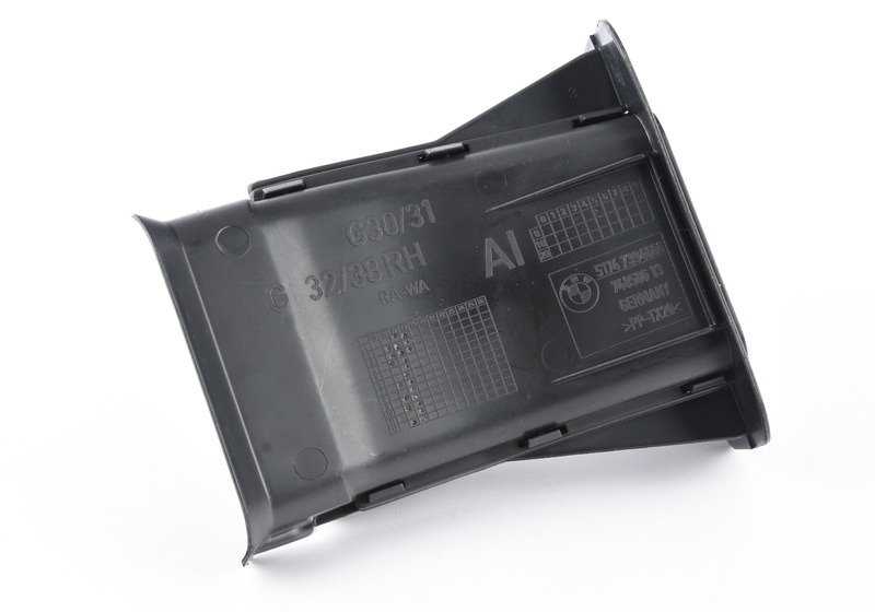 Conducto de aire freno pasarruedas derecho OEM 51747394666 para BMW Serie 5 F90, G30, G31, Serie 6 G32, Serie 8 F91, F92, F93... y más. Original BMW.