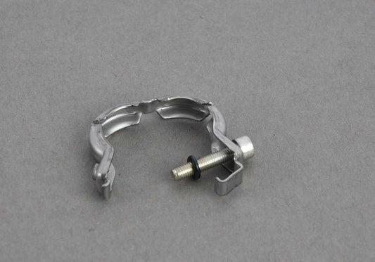 Exhaust clamp (V-Band) OEM 18307811199 for BMW E90, E70, E71. Original BMW piece. Ideal to set catalysts, antiparticle filters and exhaust systems.