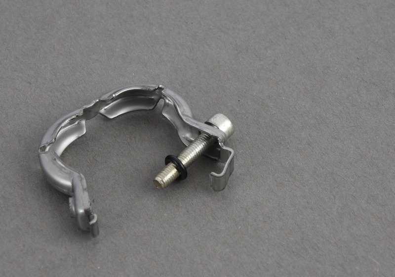 Pince d'échappement (bande en V) OEM 18307811199 pour BMW E90, E70, E71. Pièce BMW originale. Idéal pour définir les catalyseurs, les filtres antiparticules et les systèmes d'échappement.