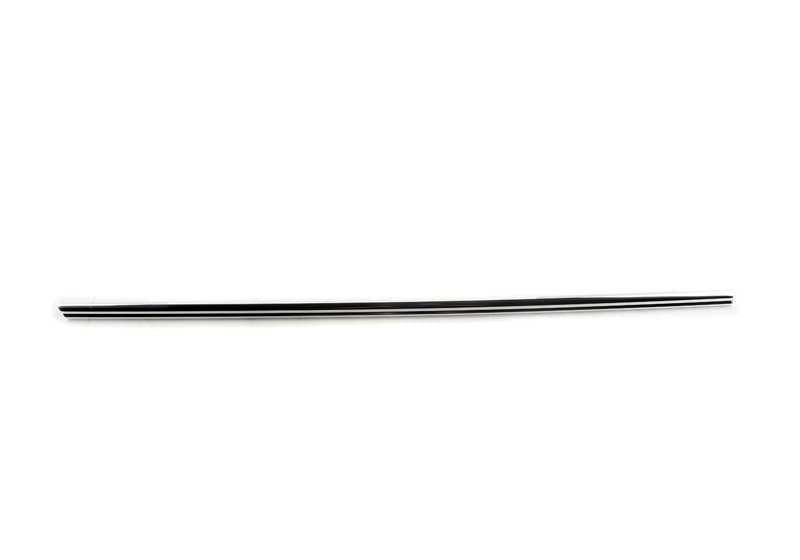 Moldura delantera derecha para BMW Serie 5 E28 (OEM 51211880546). Original BMW