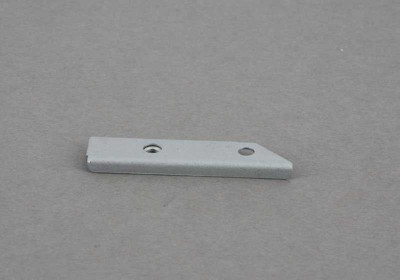 Soporte de tubería de aceite OEM 17211712232 para BMW E34, E32. Original BMW.