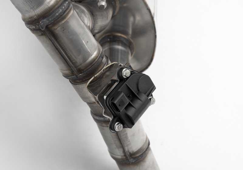 Sistema silenciador de trampilla OEM 18302450807 para MINI Clubman F54 JCW (11/2015 - 06/2019). Original MINI.