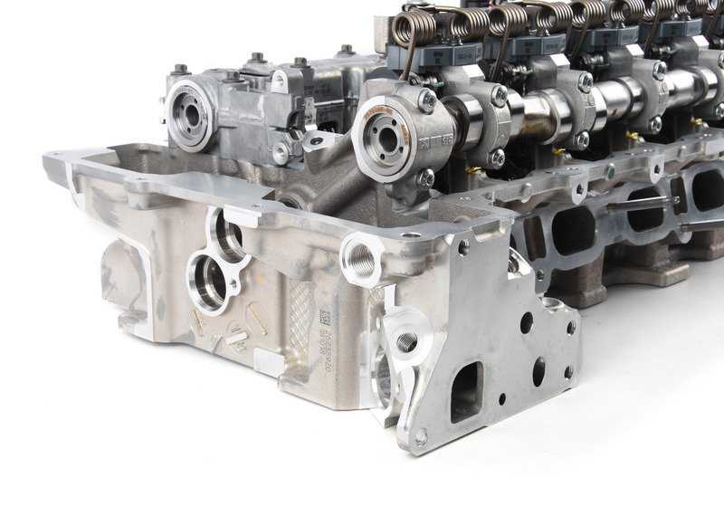 Culata de motor completa OEM 11127854005 para BMW F87, F87N, F80, F80N, F82, F82N, F83, F83N. Repuesto original BMW.