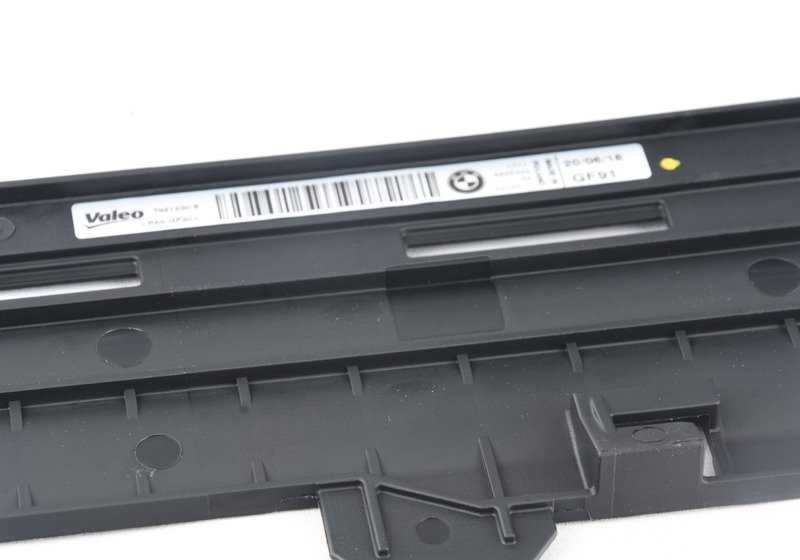 Cubierta inferior del motor OEM 17118625433 para BMW F20, F21, F22, F23, F30, F31, F34, F35, F32, F33, F36. Pieza original BMW.