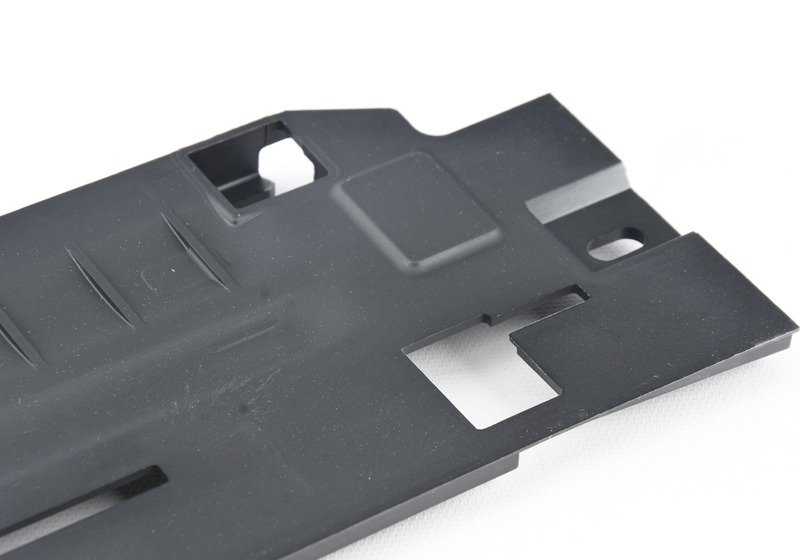 Cubierta inferior del motor OEM 17118625433 para BMW F20, F21, F22, F23, F30, F31, F34, F35, F32, F33, F36. Pieza original BMW.