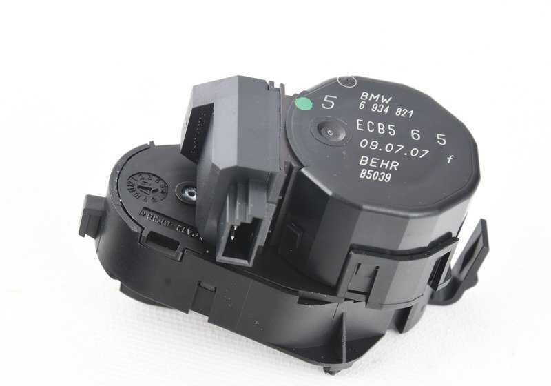 Actuador de climatizador OEM 64116934821 para BMW E46, E38, E83. Pieza original BMW.