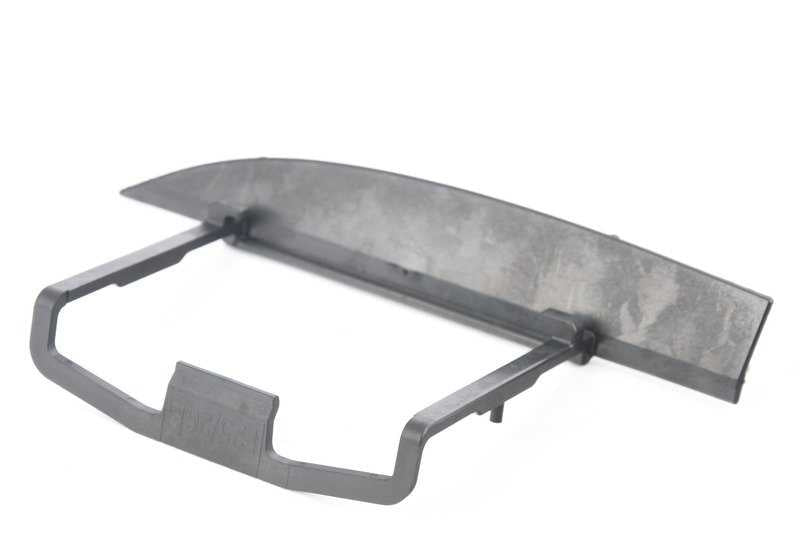 Protección derecha OEM 66326861664 para BMW F25, F26. Original BMW.