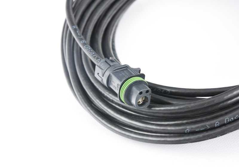 Cable HSD OEM 61119327524 para BMW F30, F34, F32, F33, F36, F07, F10, F11, F06, F12, F13, F01, F02, F04, F25. Repuesto original BMW. Ideal para conexión de alta velocidad en sistemas multimedia.