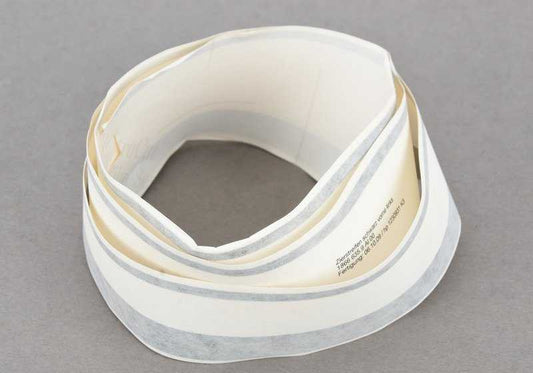 Links vordere dekorative Klebstoff OEM 5114186635 für BMW E21, E30, E12, E28, E24, E23. Original BMW.