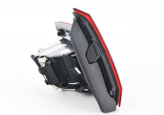 Luz trasera portón trasero izquierda para BMW F82 (OEM 63217441789). Original BMW