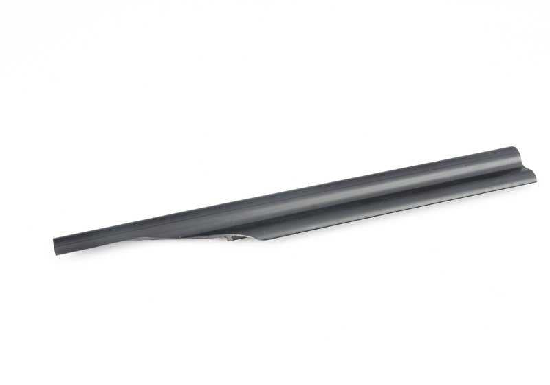 Embellédor Entrée de porte arrière gauche OEM 51478137315 pour BMW E34 518G, 518i. Pièce BMW originale. Idéal pour remplacer le moulage latéral intérieur usé. Couleur anthracite