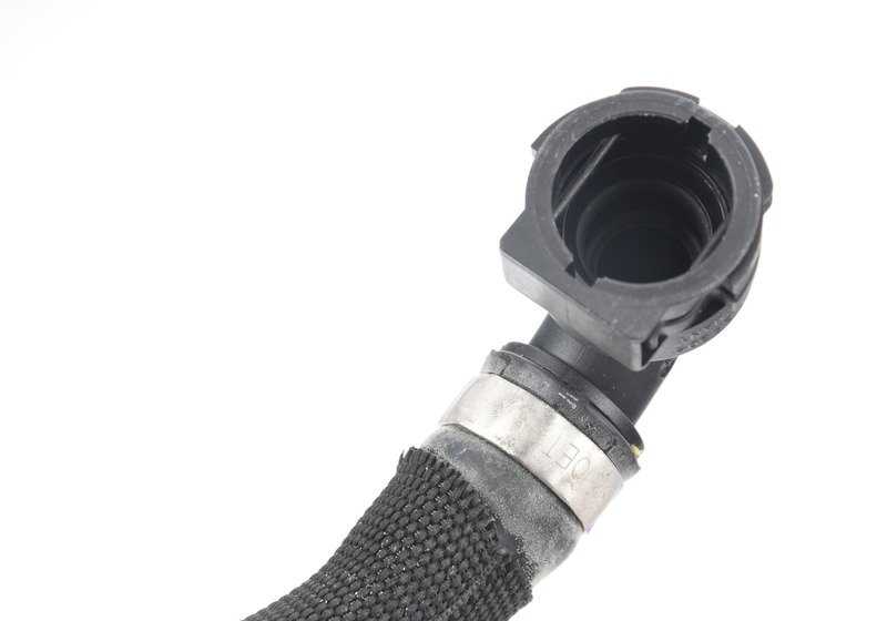 Manguera del sistema de refrigeración OEM 17127808117 para BMW X5 {E70, xDrive35d}. Recambio original BMW.