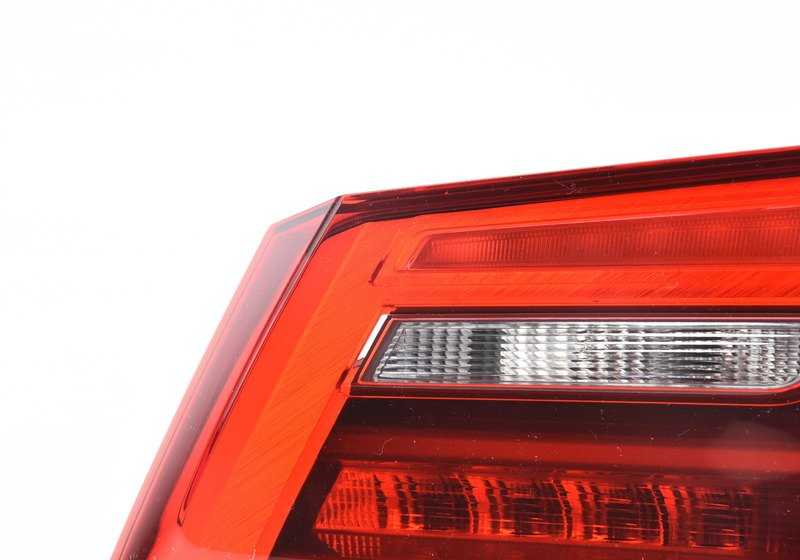 Piloto trasero del portón trasero derecho para BMW Serie 5 F90, G30 (OEM 63217376476). Original BMW.
