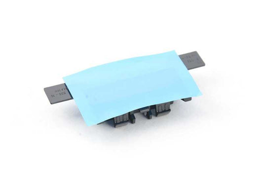 Clip de sujeción OEM 51138060761 para BMW F80, F80N, F82, F82N, F87. Pieza original BMW para rejillas y molduras exteriores.