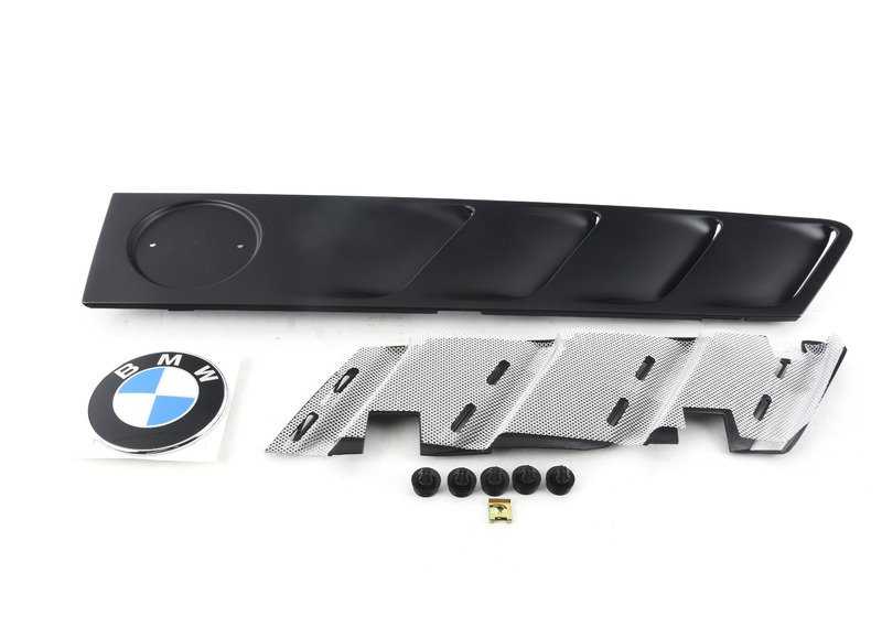 Rejilla decorativa derecha imprimada con marco cromado OEM 51130031456 para BMW E36, Z3. Original BMW.