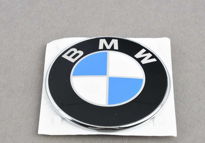 Rejilla decorativa derecha imprimada con marco cromado OEM 51130031456 para BMW E36, Z3. Original BMW.
