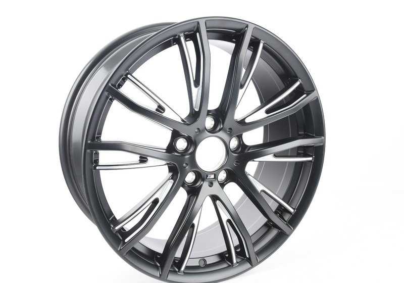 Llanta de aleación M Doble Radio 624 OEM 36116862772 para BMW F20, F20N, F21, F21N, F22, F22N, F23, F23N. Diseño deportivo en 19" bicolor negro mate. Original BMW.