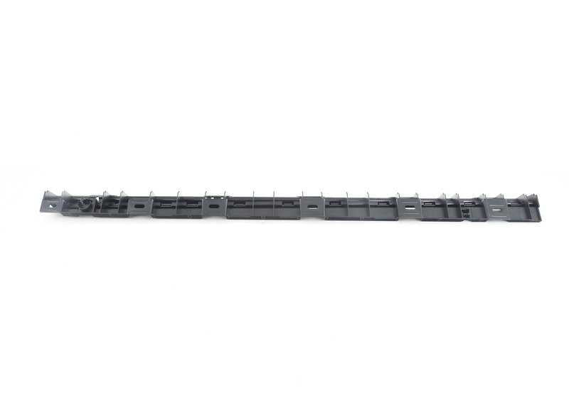 OEM Prise en charge de la fixation latérale droite 5177184778 pour BMW F10, F10n, F11, F11n, F18, F18N. Pièce BMW originale. Idéal pour le réglage de la jupe côté avant.