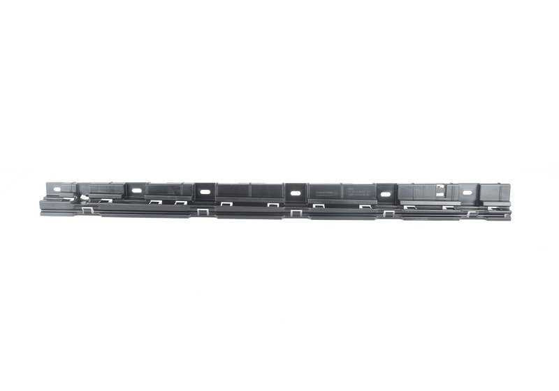 OEM Prise en charge de la fixation latérale droite 5177184778 pour BMW F10, F10n, F11, F11n, F18, F18N. Pièce BMW originale. Idéal pour le réglage de la jupe côté avant.