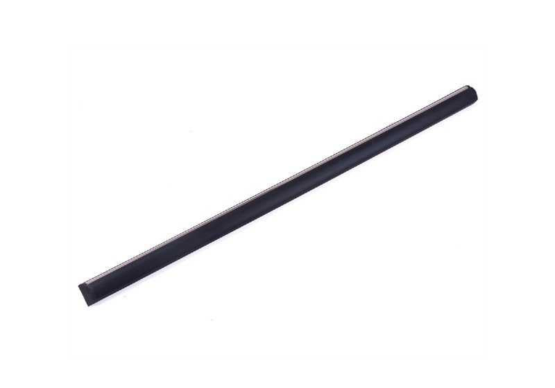 Moldura protector puerta delantera izquierda OEM 51131848303 para BMW E23. Original BMW.