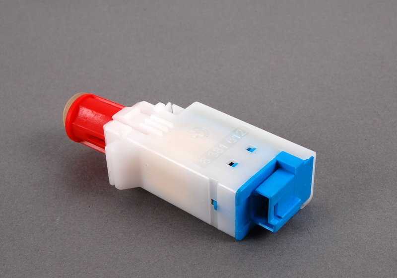Interruptor de embrague OEM 61318381612 para BMW E36, E46, E39, E53, Z3. Original BMW.