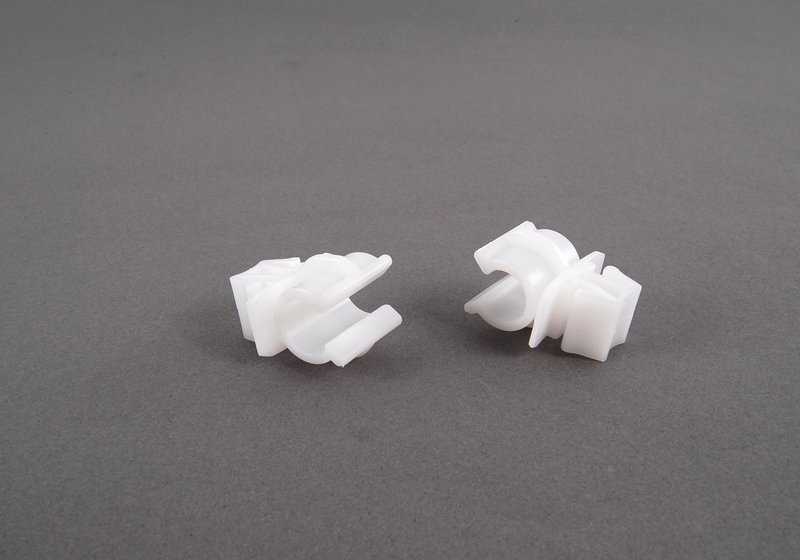 Kit de réparation Faro Support OEM 63126904664 pour BMW E46 {316i, 316ci} avec différents moteurs et versions. Compatible avec les phares halogènes et xénon. BMW d'origine.