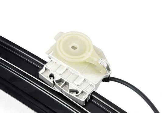 Elevalunas delantero izquierdo sin motor OEM 51337365259 para BMW Serie 4 F36 (418d). Compatible con todos los modelos F36 indicados. Original BMW.