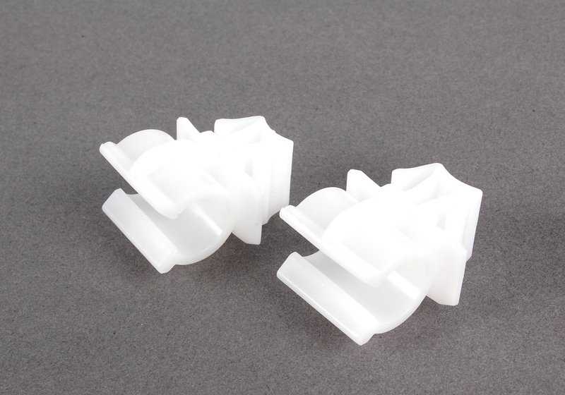 Kit de réparation Faro Support OEM 63126904664 pour BMW E46 {316i, 316ci} avec différents moteurs et versions. Compatible avec les phares halogènes et xénon. BMW d'origine.