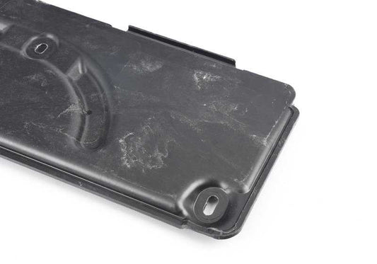 Cubierta inferior trasera derecha OEM 51717020538 para BMW E65, E66. Original BMW.