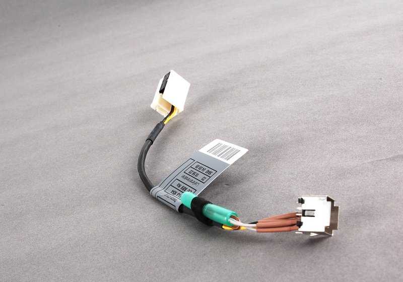 Cable adaptador para cargador de CD OEM 61126913954 para BMW E46, E39, E53. Original BMW.