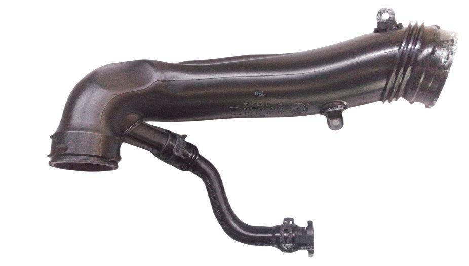 Conducto de aire OEM 13717599226 para MINI R55, R56, R57, R58, R59, R60. Compatible con versiones Cooper S con motor N18. Original MINI.
