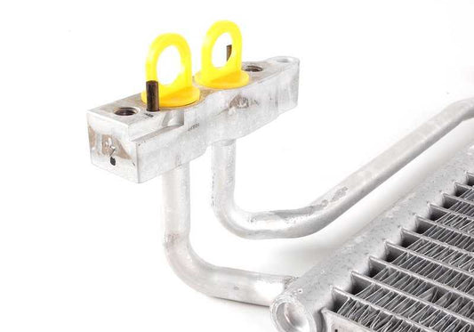 Condensador aire acondicionado OEM 64536914033 para BMW Z4 E85 (2.0i, 2.2i, 2.5i) modelos de 2002 a 2008. Recambio original BMW.