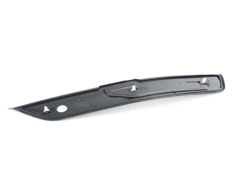 Embellecedor entrada trasera izquierda OEM 51477203603 para BMW Serie 5 F10, F10N, F11, F11N. Original BMW.