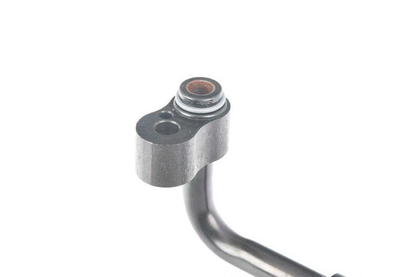 Tubería de alta presión A/C (compresor a condensador) OEM 64539067574 para BMW E30. Compatible con gas R12/R134A. Original BMW.