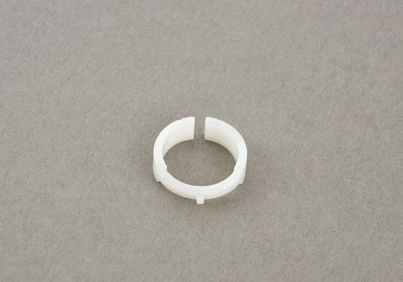 Adaptador inferior para columna de dirección OEM 32306758644 para MINI R50, R53. Compatible con modelos desde año 2000. Repuesto original MINI.