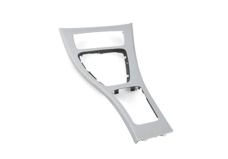 Embellecedor consola central aluminio OEM 51169145147 para BMW E90, E91, E92, E93 (316d, 316i). Color Glaciersilber. Compatible con cambio manual y automático. Original BMW.
