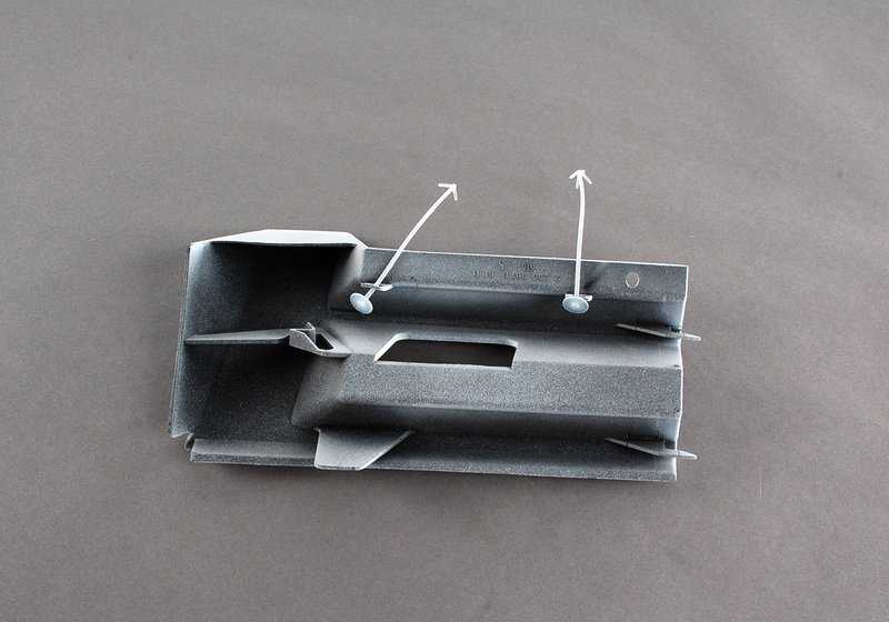 Cubierta izquierda OEM 51112230403 para BMW Serie 5 E34. Original BMW.