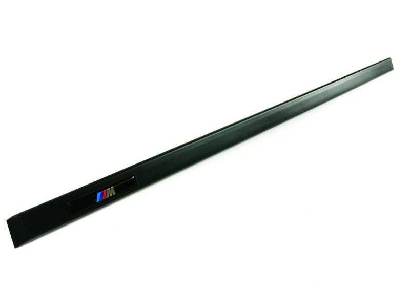 Moldura embellecedora M para puerta delantera derecha OEM 51132695682 para BMW E39. Original BMW.