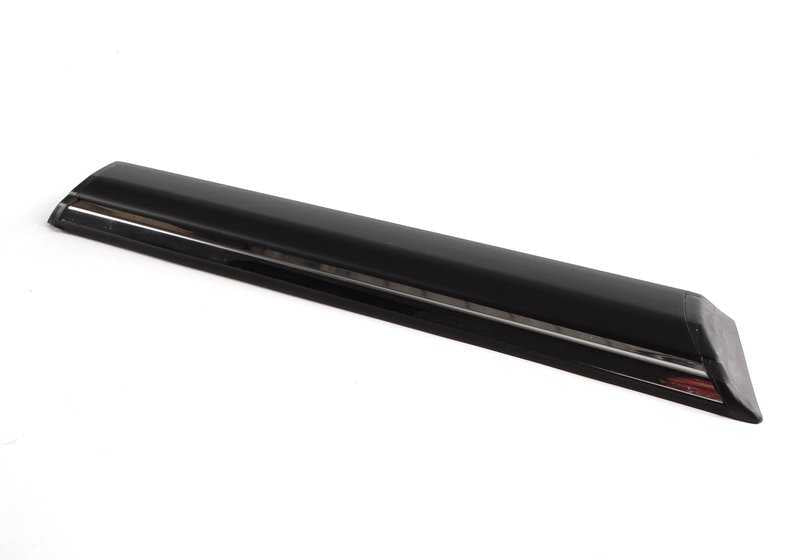 Moldura lateral delantera izquierda OEM 51131904453 para BMW E24. Recambio original BMW.