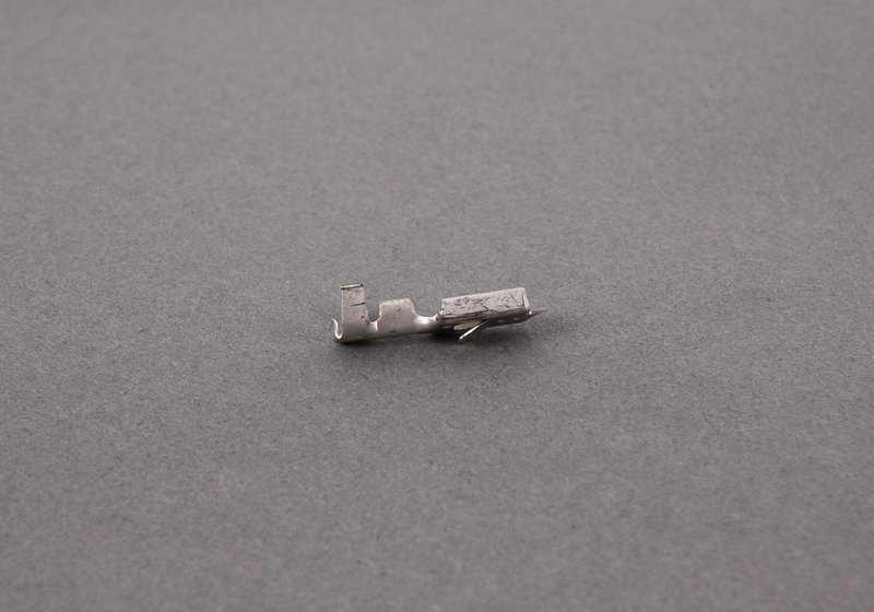 Conector plano OEM 61131269612 para BMW E21, E30, E12, E28, E24, E23. Original BMW.