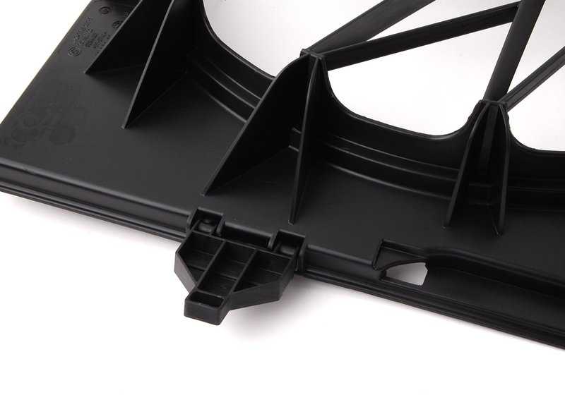 Carcasa del ventilador OEM 17417543283 para BMW E60, E60N, E61, E61N, E63, E63N, E64, E64N, E65, E66. Original BMW.